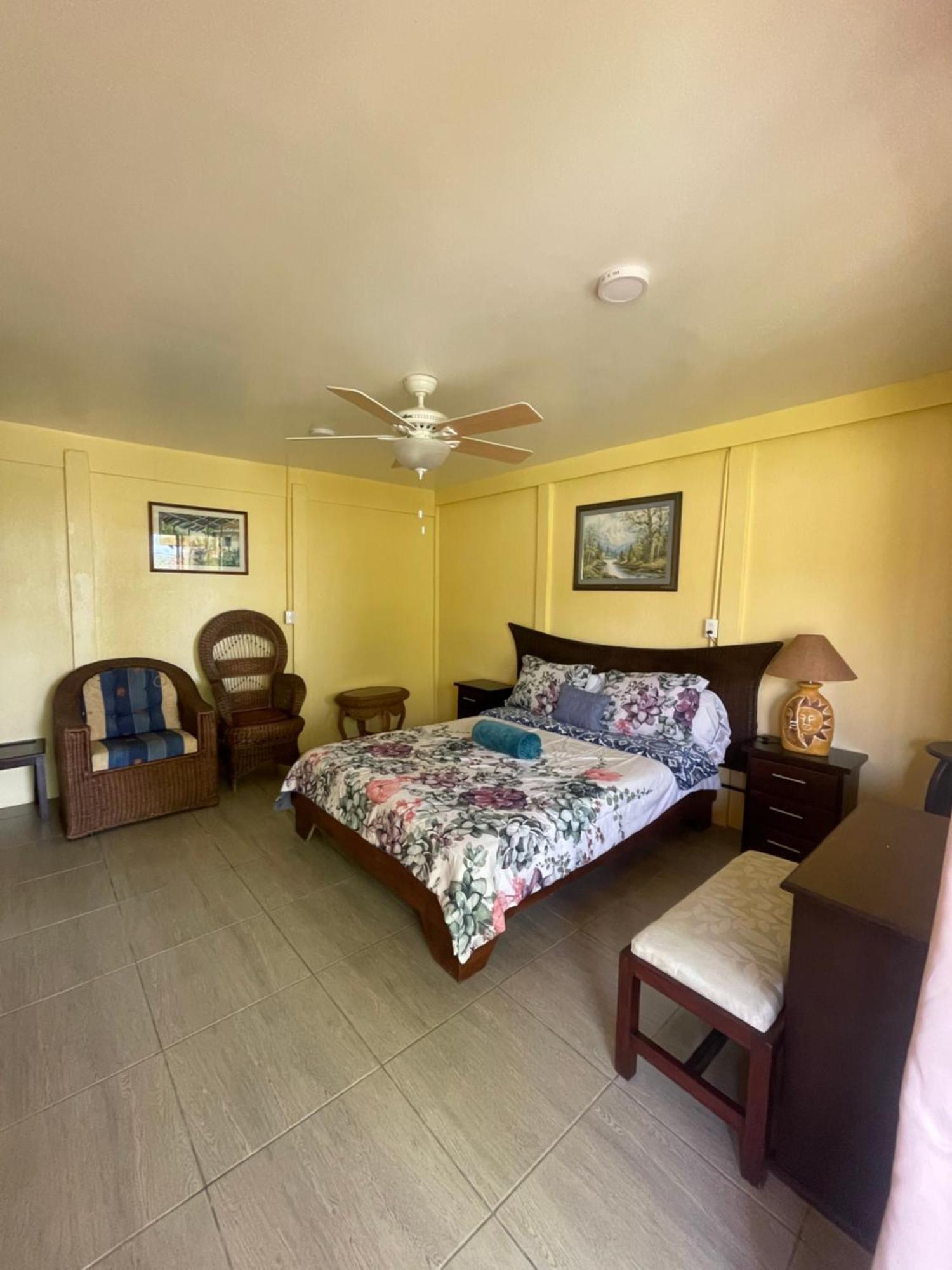 Hotel Tierra De Volcanes La Fortuna Luaran gambar
